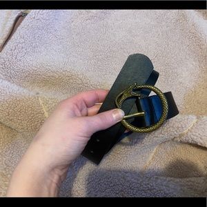 Snake buckle belt